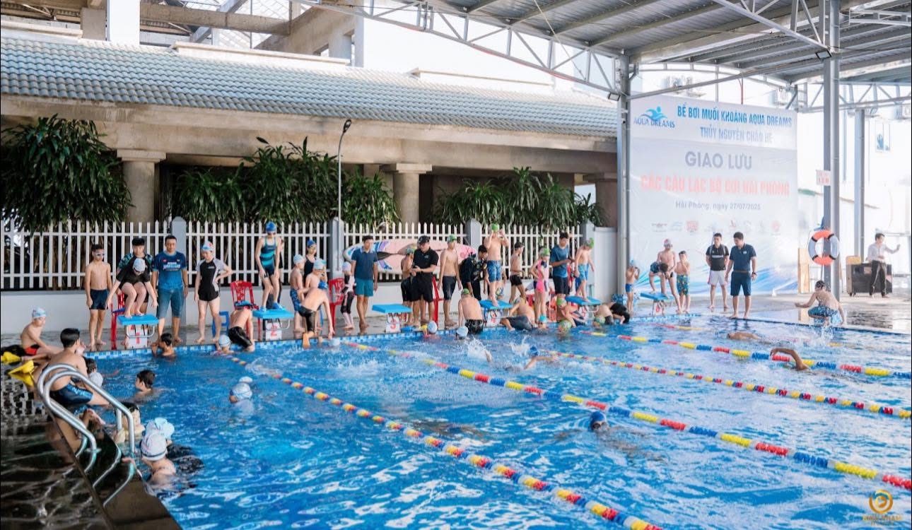 Bể bơi bốn mùa Aqua Dreams Hải Phòng — ảnh 1